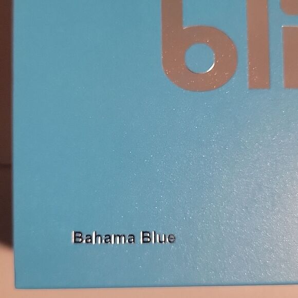 Blissy 100 % Mulberry Silk Sleep Mask - Bahama Blue - Picture 9 of 10